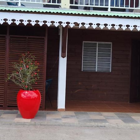 Ericka Et Francois Apartment Quartier Monplaisir Exterior photo